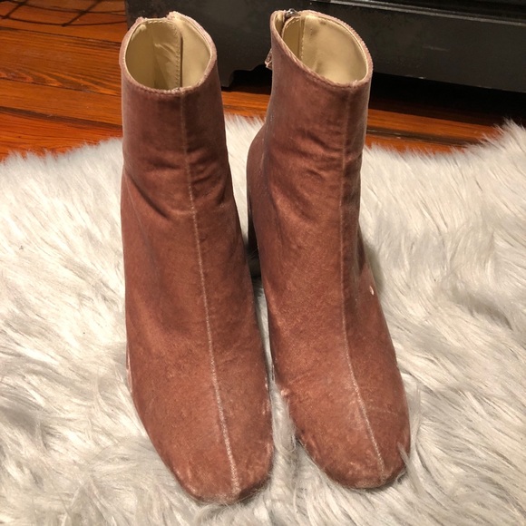 Zara Pink Velvet Ankle Boots Size 6.5/7 - Picture 2 of 5